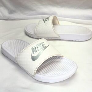 Nike Benassi JDI Slides Womens US 9  Mens 8 White Metallic Silver Sandals 343881